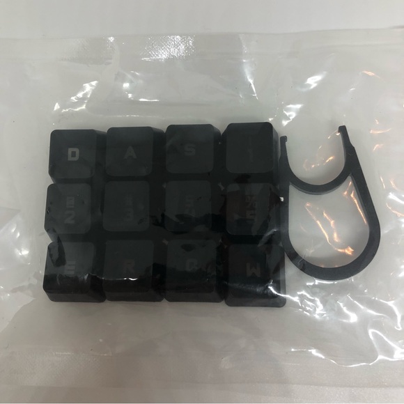 NWT LUO Keycaps for Logitech Keyboard Translucent G910 G810 Pro G413 G613 - Picture 2 of 4